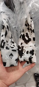 秋季新款豹纹衬衫，黑色，灰色两个色，可盐可甜人手图片