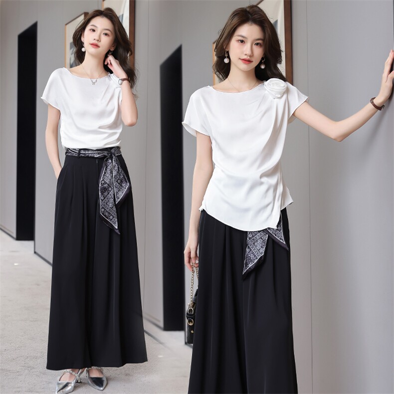 2025年夏季时尚气质优雅配花不规则剪裁减龄阔腿裤两件套，女装套装/套裙，卡杰菲