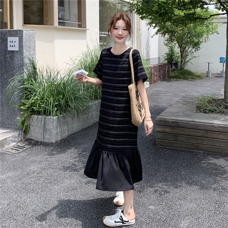 条纹拼接雪纺黑色连衣裙可甜可盐宽松短袖2025夏季新款裙子小个子,女装连衣裙,2C129