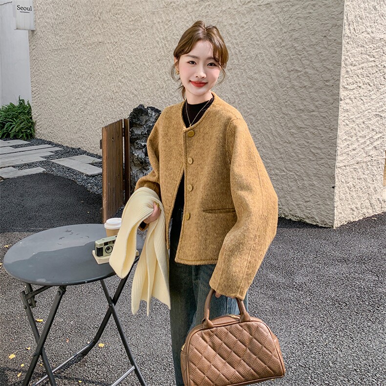 小香风黄色圆领毛呢外套女秋冬超火好看高级小众加厚短款夹克上衣图片