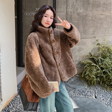 咖色麂皮绒两面穿皮毛一体羊羔毛外套女秋冬2025新款设计气质棉服，女装皮草，2B218