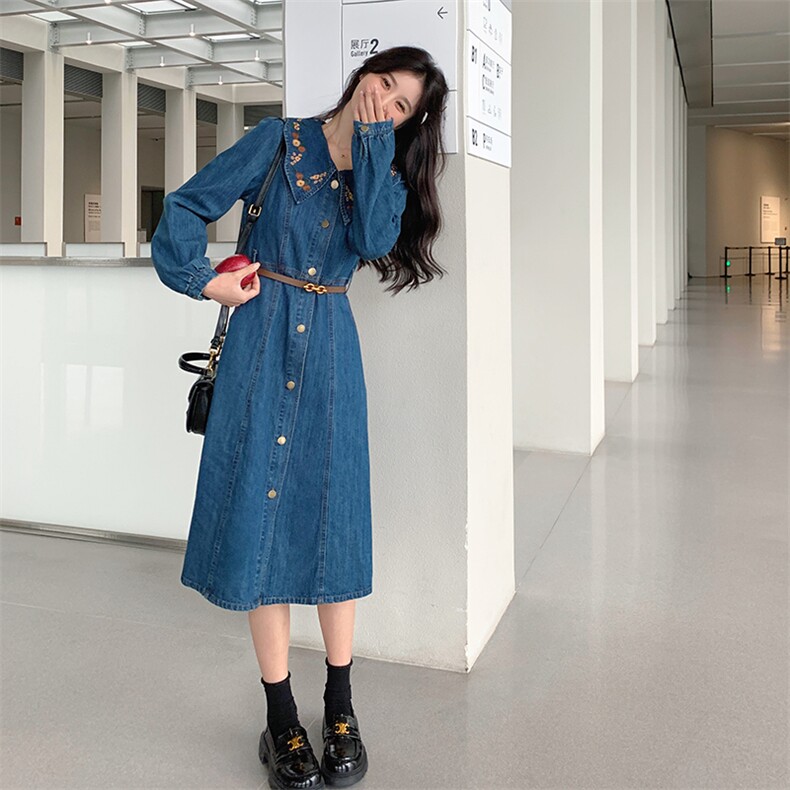 娃娃领单排扣牛仔连衣裙女2025春季新款韩版学生连衣裙图片