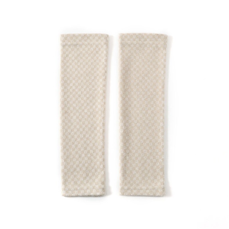 2025年秋季新款百搭女士踩点加厚保暖护肘，手套，晨宏羊绒