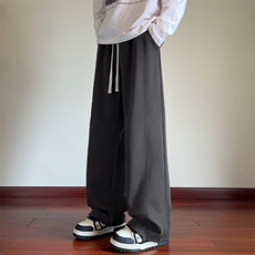 深灰色