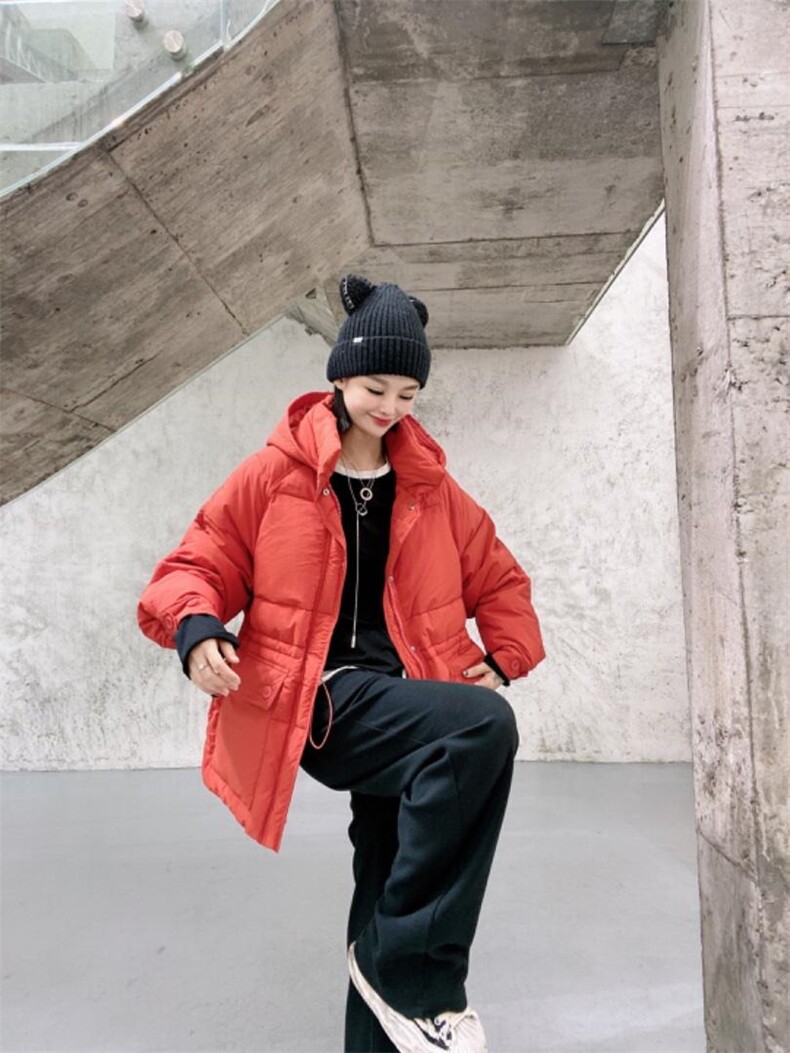 现货羽绒服六色两码，女装羽绒服，魅力布梵