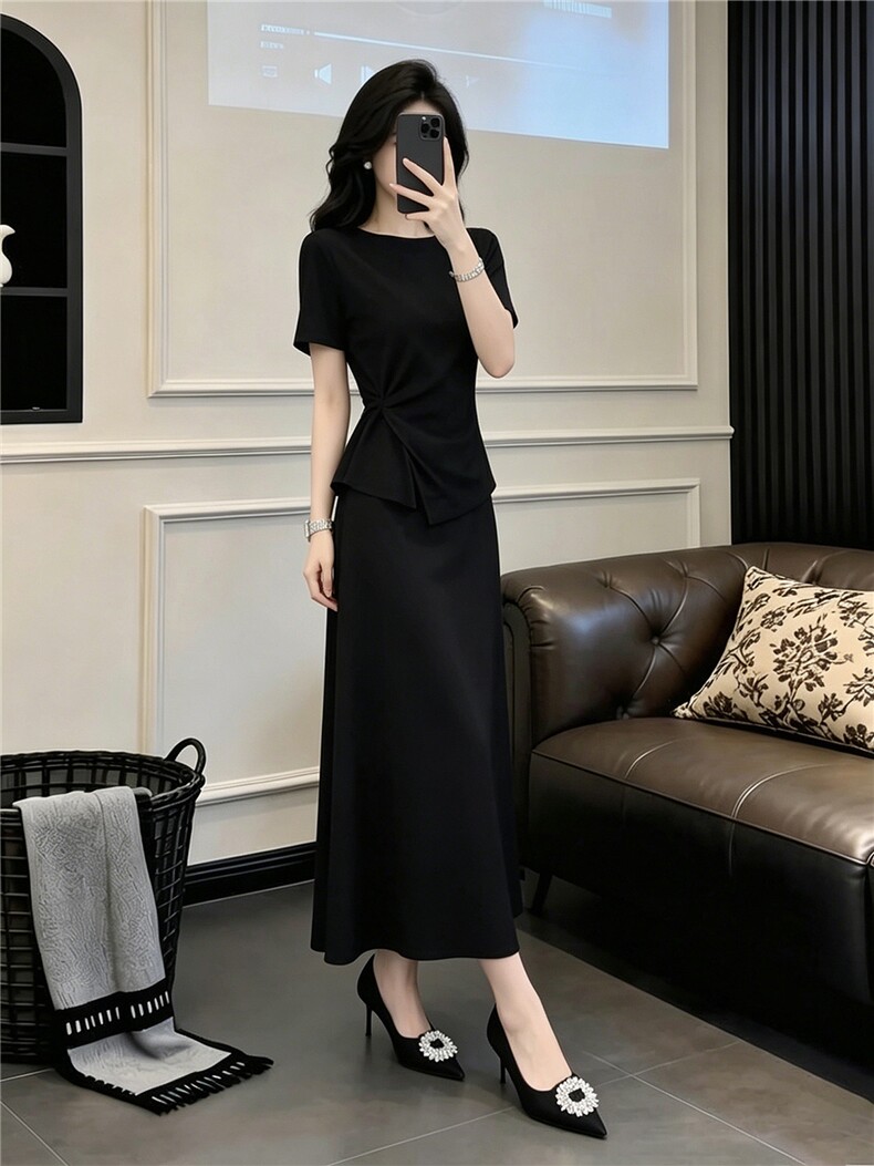 设计感时尚休闲套装裙女夏修身显瘦圆领扭结设计上衣半身裙两件套,女装套装/套裙,江南