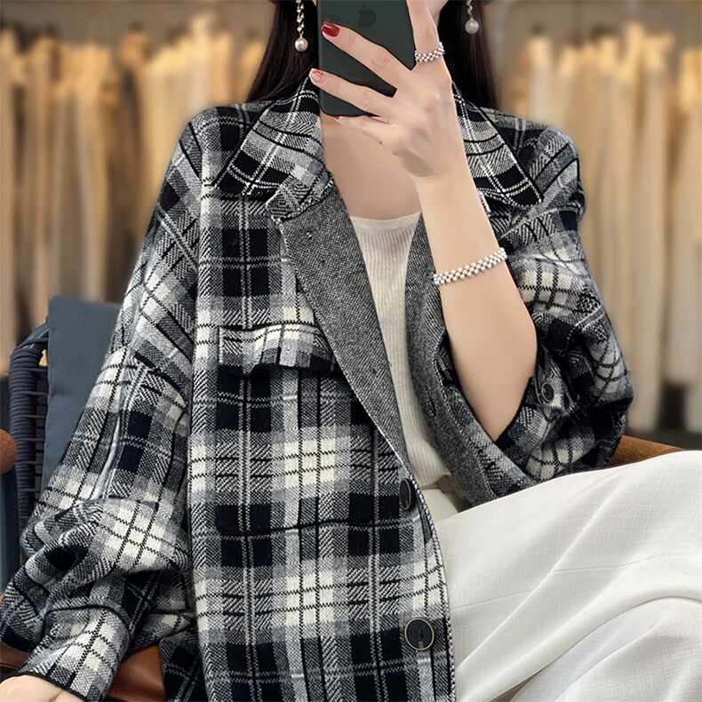 秋冬新款中长款羊绒开衫女西装领黑白格大衣宽松慵懒羊毛针织外套,女装毛呢外套,优麦羊绒（原洪叶羊绒）