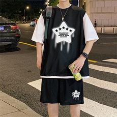 黑色