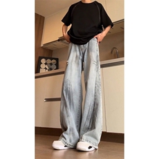 浅蓝色