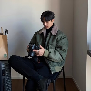 【有货】DW6130-P88简约新款军绿色羊羔毛翻领棉服男款冬季慵懒图片