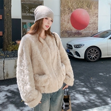 皮毛一体毛茸茸外套女2025冬季新款超好看设计感时尚保暖短款棉服，女装短外套，2C217