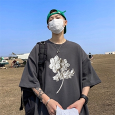 深灰色