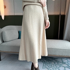 2025年秋季新款十二针人字纹针织羊绒半身裙时尚休闲通勤百搭，女装半身裙，高粱穗羊绒