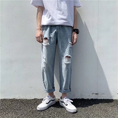 蓝色