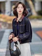 2025秋季新款现货港风复古拼接领设计潮流个性百搭时尚牛仔外套，女装牛仔外套，慕依路