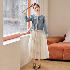 复古牛仔外套女春秋2025新款高级感小个子减龄气质小香风短款上衣，女装牛仔外套，辉煌依升