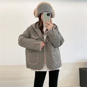 2025冬装新款修身保暖时尚菱形格个性拼接女士棉服外套,倾城婚礼穿搭女微胖图片