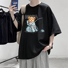 黑色