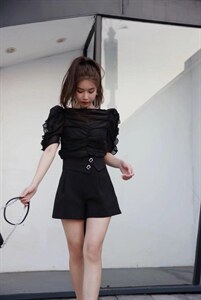 千金小姐的一套Look图片