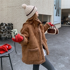 新款百搭保暖羊羔毛皮毛一体外套正反面两穿2C267-961-P220-K338，女装短外套，2C267