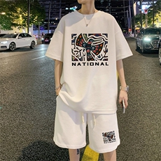 白色