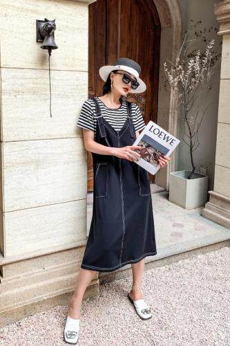 现货欧韩风格连衣裙，女装连衣裙，依姐衣妹