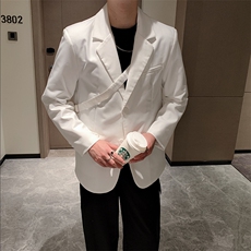 白色