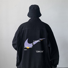 黑色