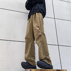 卡其色