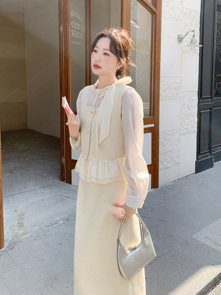 现货-2026年春季新款法式千金感蕾丝裙摆马甲半身裙三件套,女装套装/套裙,霓裳依族