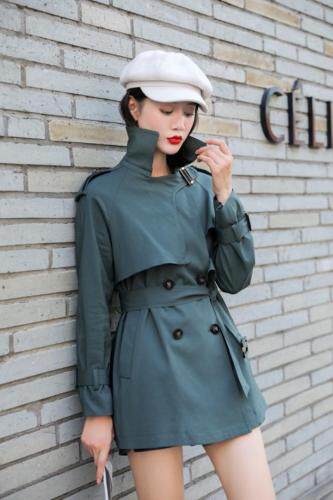 新款风衣，女装风衣，水恋百合