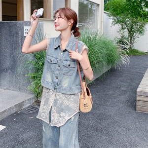 韩版蕾丝拼接牛仔马甲阔腿裤套装女2025夏季新款度假风显瘦两件套图片