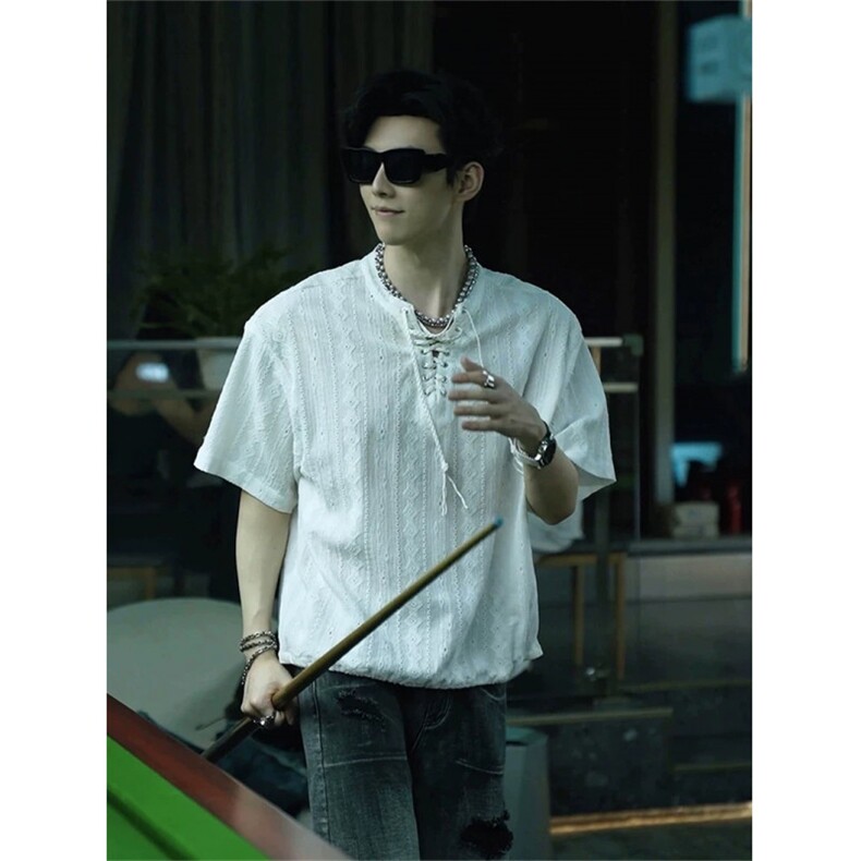 FF3424-P362025夏季高级感痞帅设计镂空提哈绑带V领短袖T恤,男装T恤,电商B323A