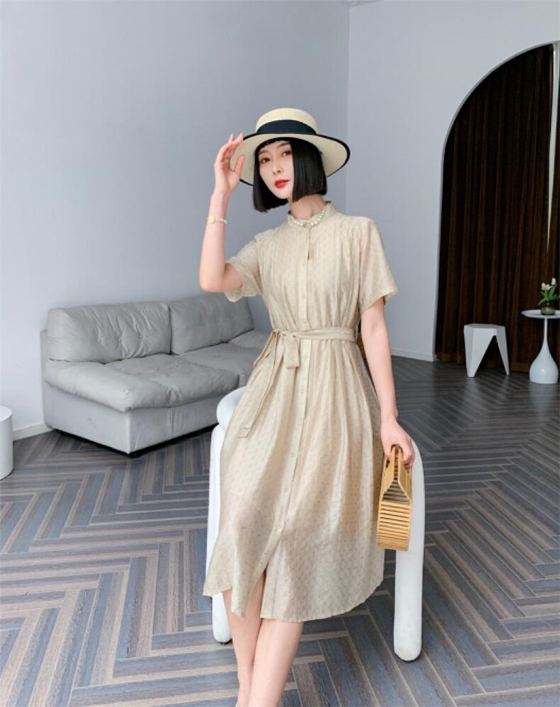 【现货】夏季新款提花连衣裙，女装连衣裙，得瑟空间