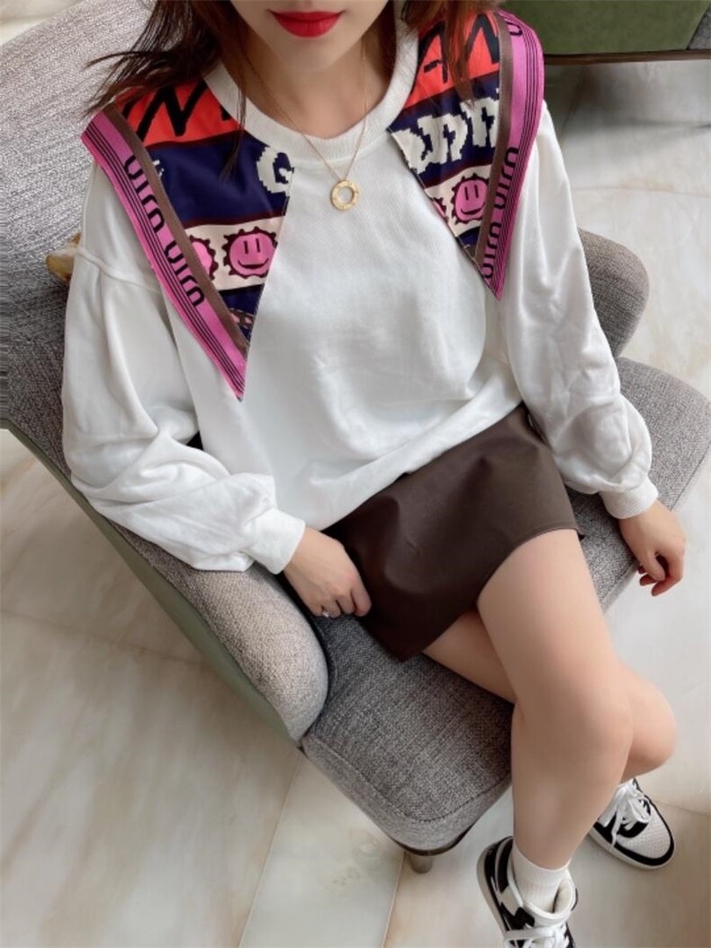 现货秋季新款卫衣，女装卫衣/绒衫，人可·木易