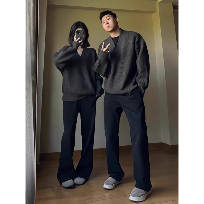 JY691-P50 慵懒宽松垂感V领毛衣图片