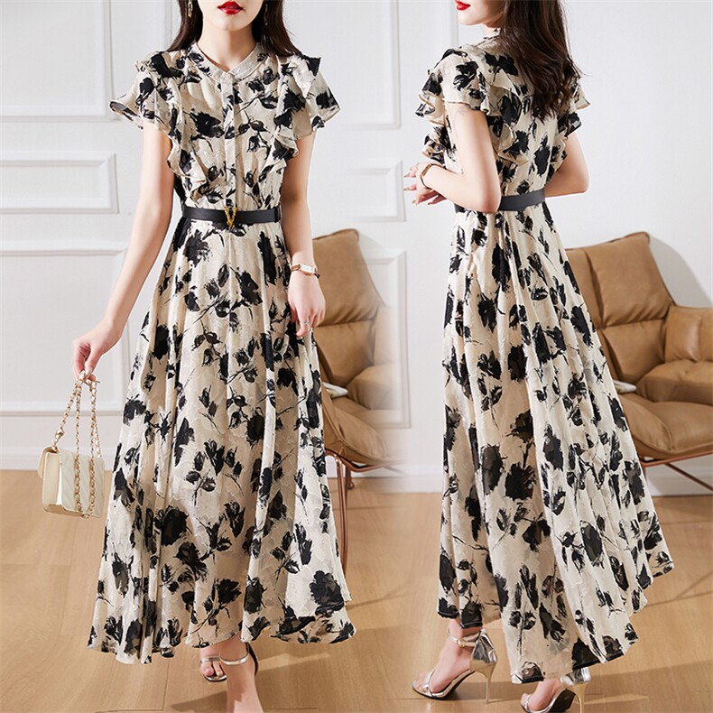 现货2026夏季新款连衣裙小众设计师款显瘦花色仙女大摆长裙，女装连衣裙，尚洛菲