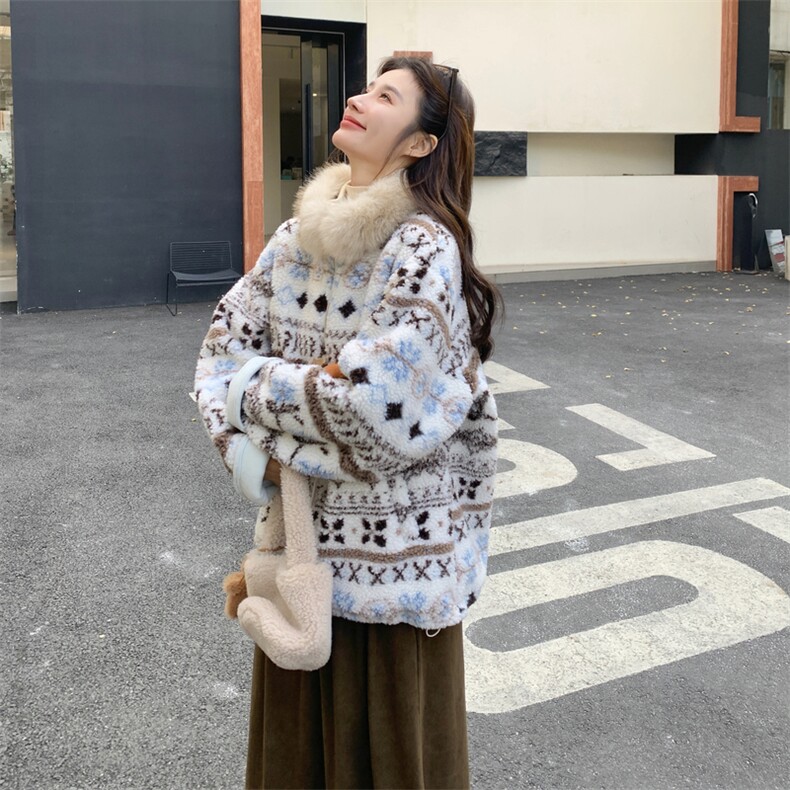 费尔岛风复古提花外套女2025冬新款加厚保暖羊羔绒皮毛一体短外套,女装棉衣/棉服,2C275