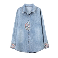 现货2024年秋季新款时尚宽松型绣花中长款POLO领薄款牛仔衬衫外套，女装牛仔外套，靓衣阁