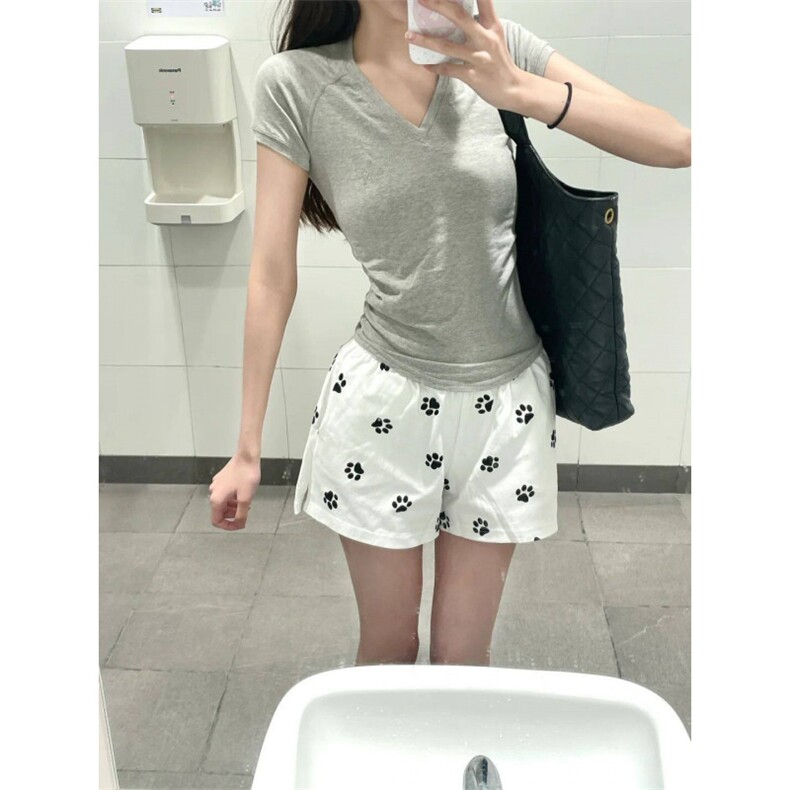 AK2391-p25小狗脚印白色短裤女夏季薄款宽松小个子阔腿休闲热裤,女装休闲裤,星座617A-2