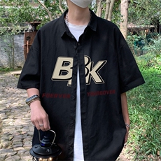 黑色