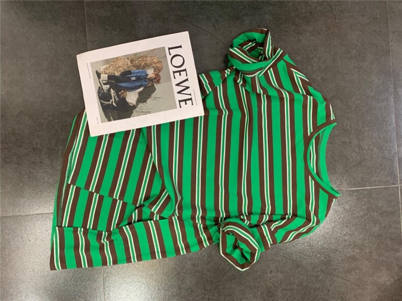 夏季新款侧边开叉大板T，其它，月光水岸