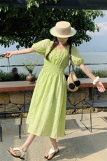 绿色森系小清新连衣裙女2024夏季新款法式肌理感甜美初恋显瘦长裙，女装连衣裙，帛香坊