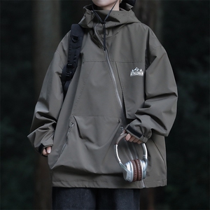 A935-P66 美式户外登山服连帽冲锋衣秋季机能风斜链接夹克外套男图片