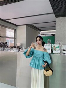 【DAVIDA】简约纯色泡泡袖小衫图片