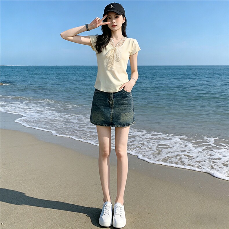 时尚气质套装裙女夏季新款显瘦V领蕾丝拼接针织衫牛仔短裙两件套,女装套装/套裙,江南