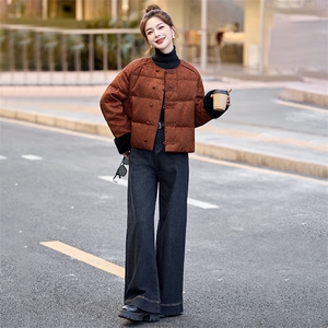 短款羽绒服女2024冬新款小个子高级感超好看新中式国风盘扣面包服图片