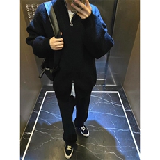 黑色