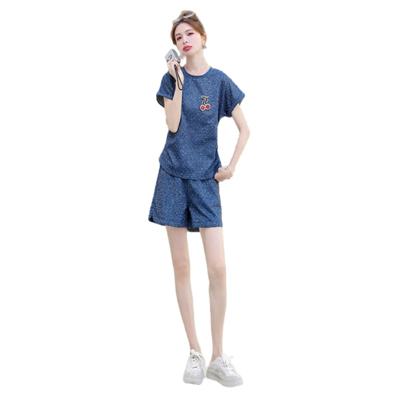 高级感休闲运动套装女夏洋气减龄圆领短袖上衣宽松阔腿短裤两件套,女装套装/套裙,2C310