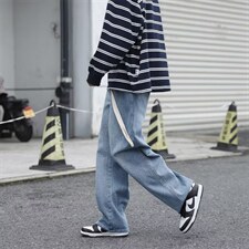 中蓝色